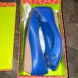 Blue and gold Tory burch flat/wedge